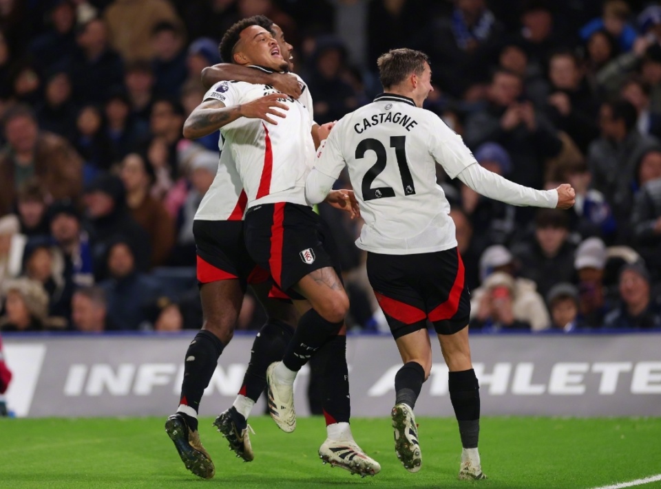 狄龙：每个人都说雷霆身体对抗最激烈，但他们的犯规数却最少