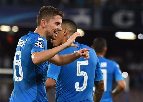 曾是首位男子体操世界冠军，退役后移居美国，如今却被美国判了刑