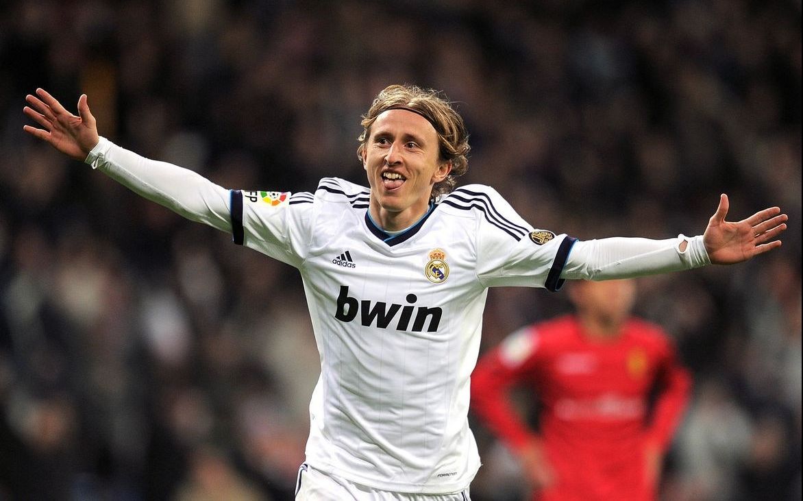 泽林斯基：之前不了解凯拉特；我们需要踢出认真且专注的比赛